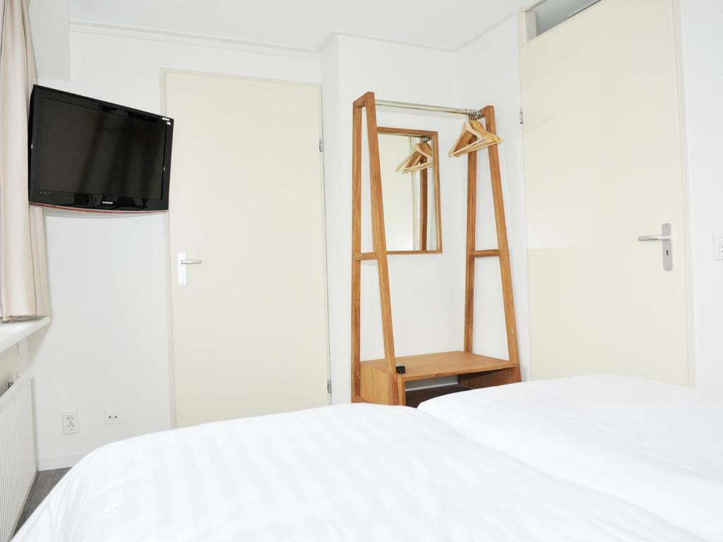 Hôtel Landal Duinpark 'T Hof Van Haamstede à Burgh-Haamstede Extérieur photo