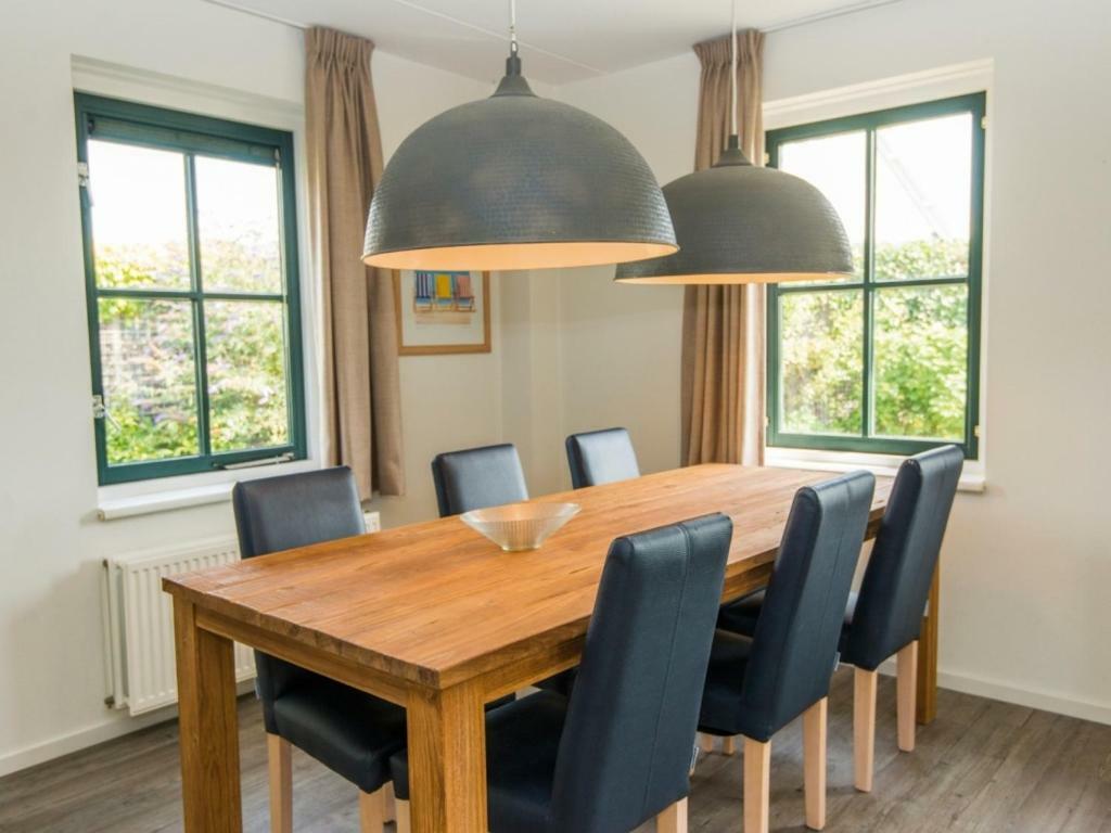 Hôtel Landal Duinpark 'T Hof Van Haamstede à Burgh-Haamstede Extérieur photo
