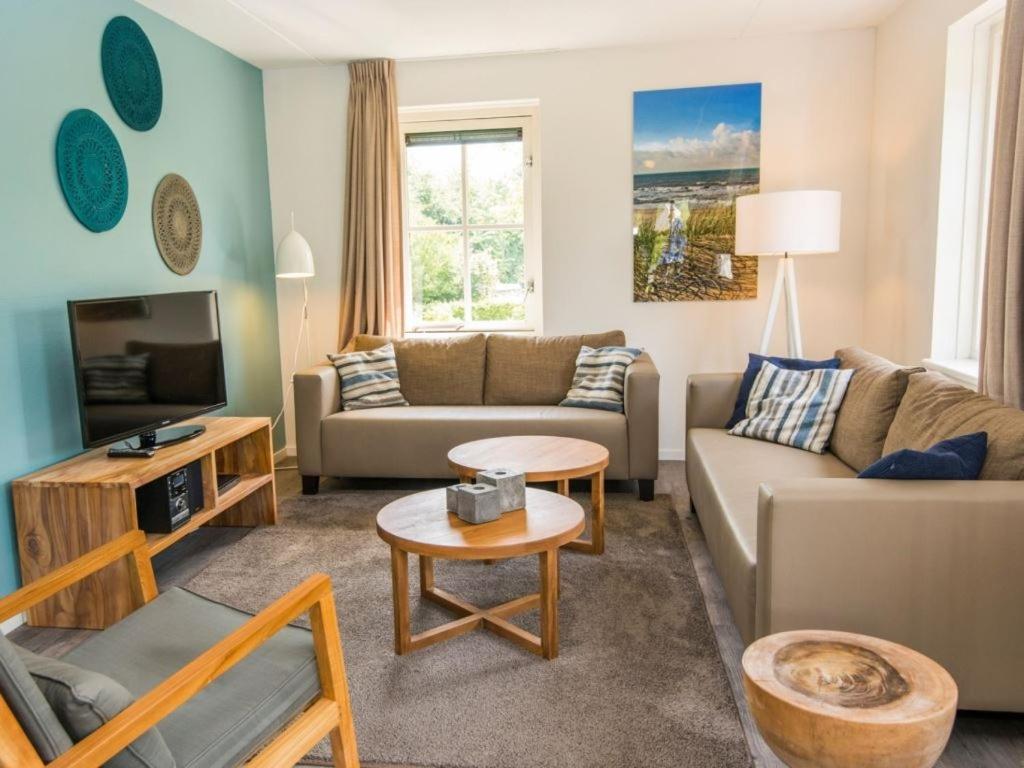Hôtel Landal Duinpark 'T Hof Van Haamstede à Burgh-Haamstede Extérieur photo